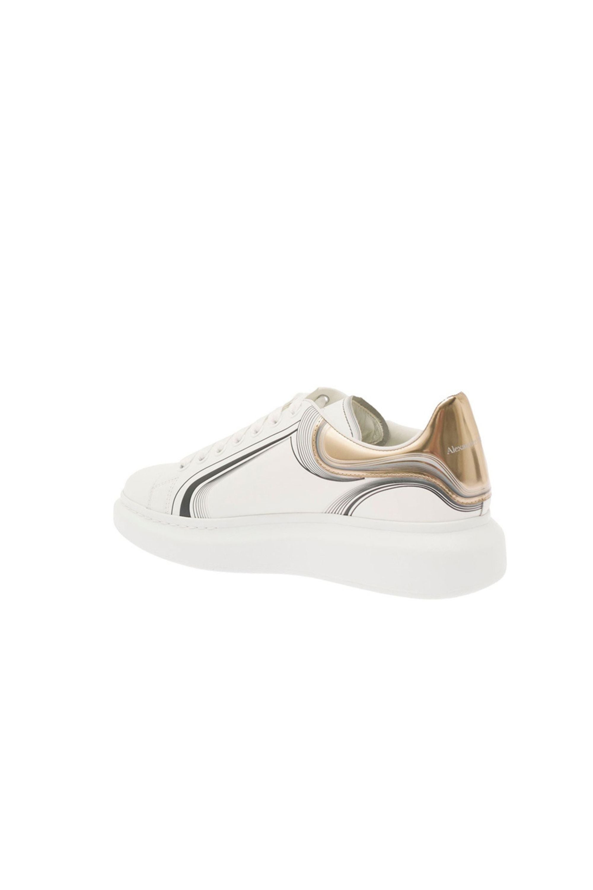 Alexander Mcqueen Sneakers Oversize in Pelle vista retro