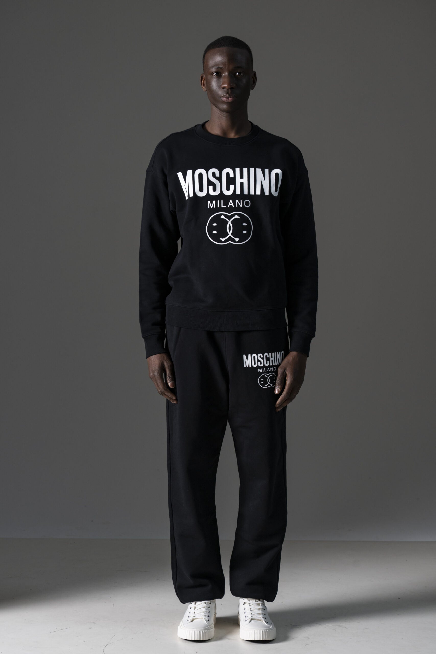 Moschino Sweatshirt mit Rundhalsausschnitt und Logo