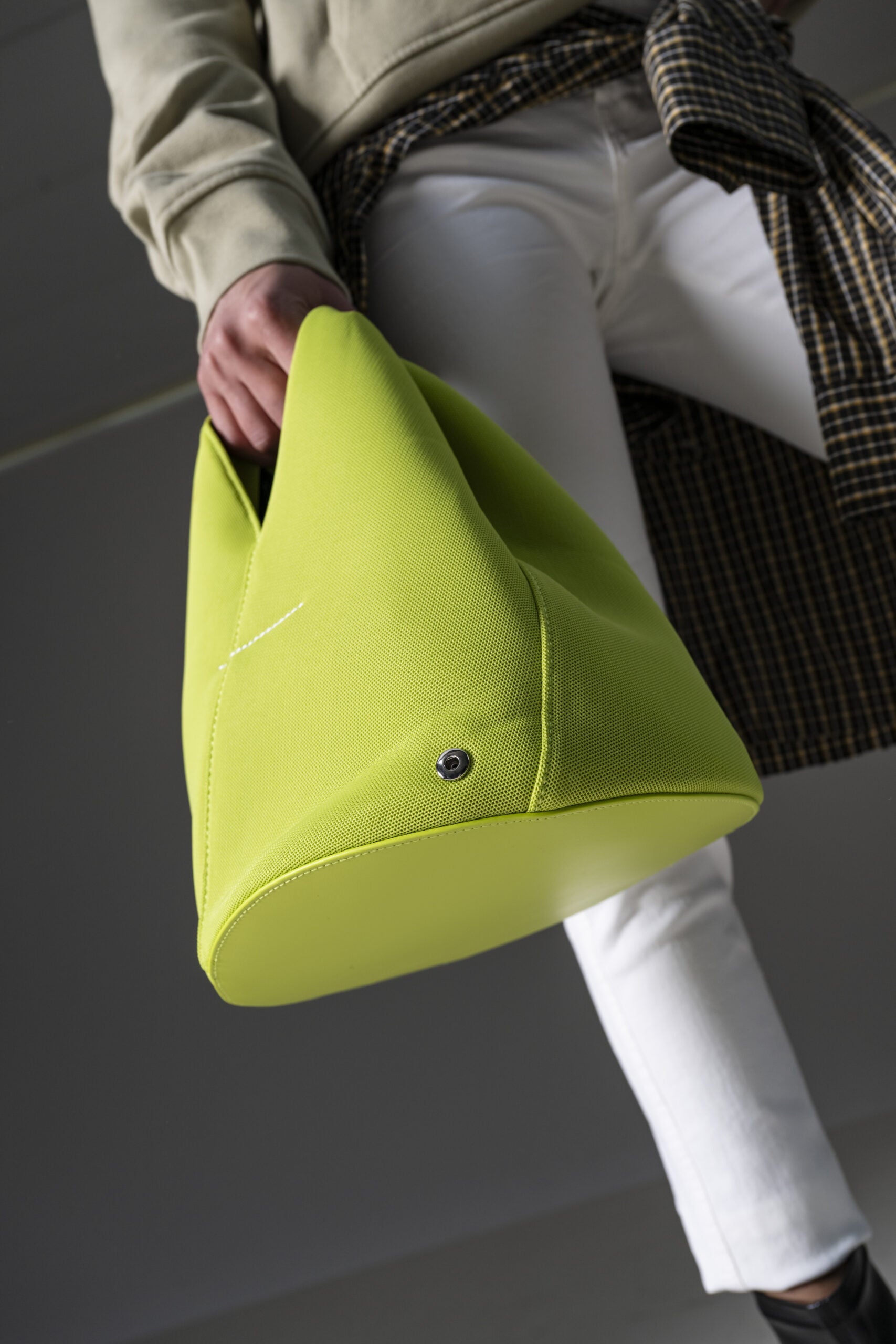 MM6 Maison Margiela Borsa Piccola in Mesh-3