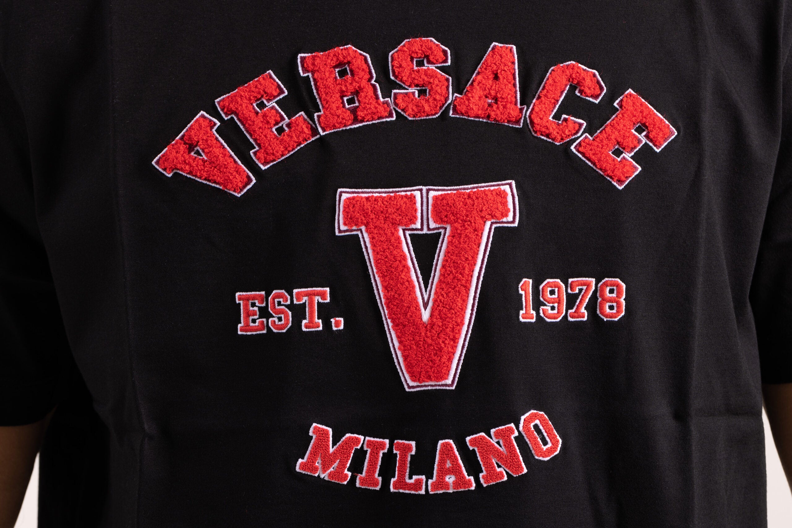 Versace T-Shirt With Embroidered Logo-3