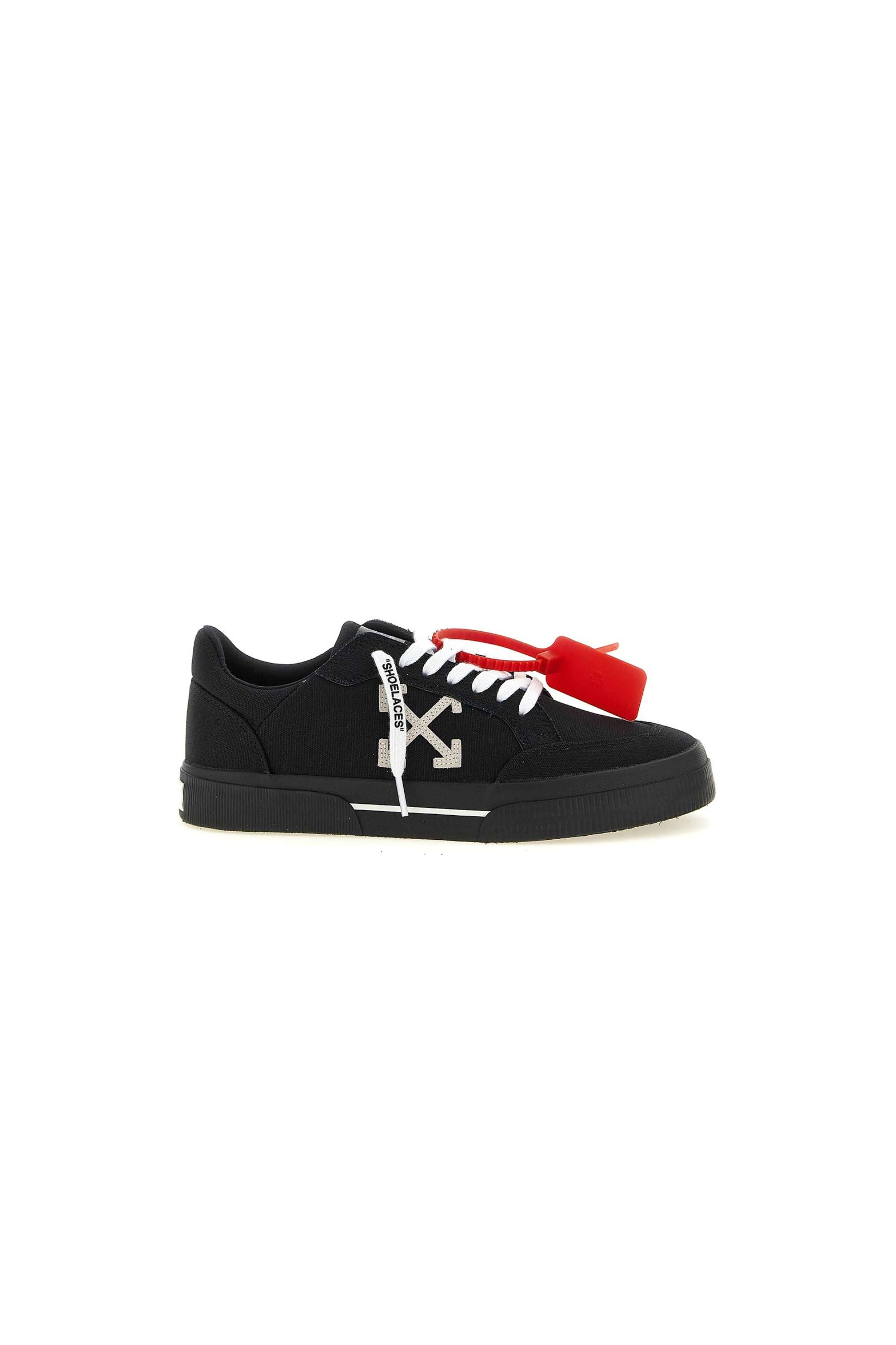 Off White Sneakers New Low Vulcanized nere vista laterale