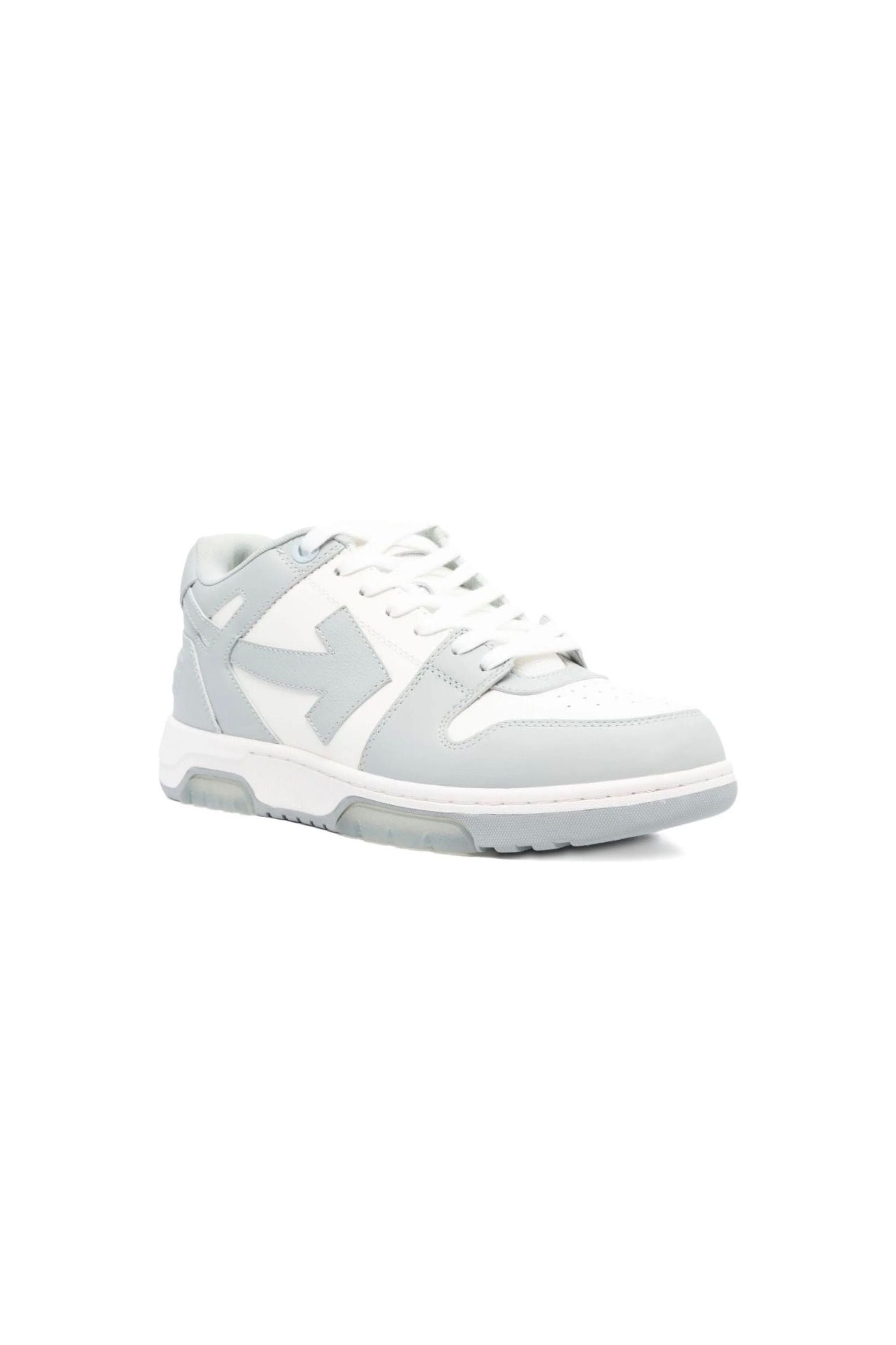 Off White Sneakes Out Of Office in Pelle grigie vista trequarti