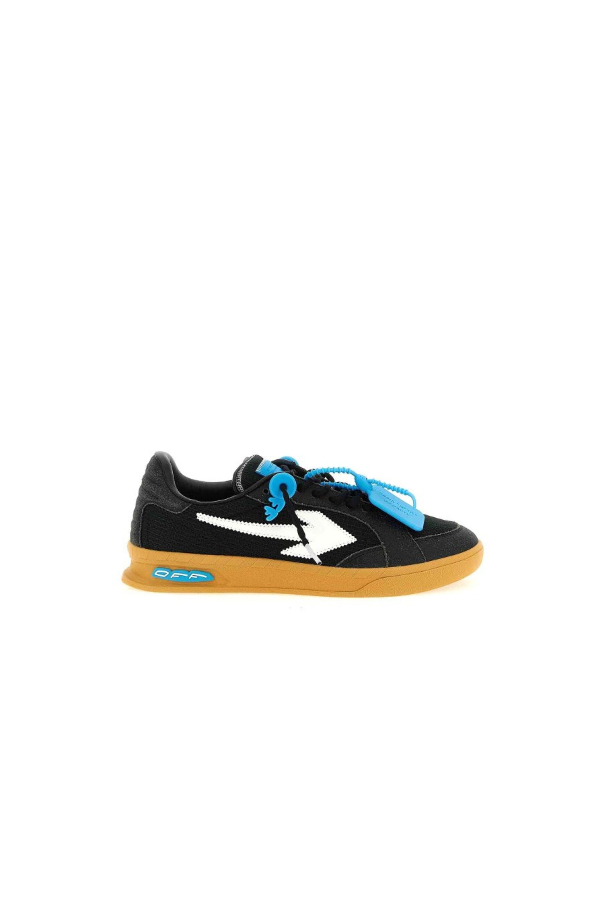 Off White Snekaers End Of Play nere vista laterale