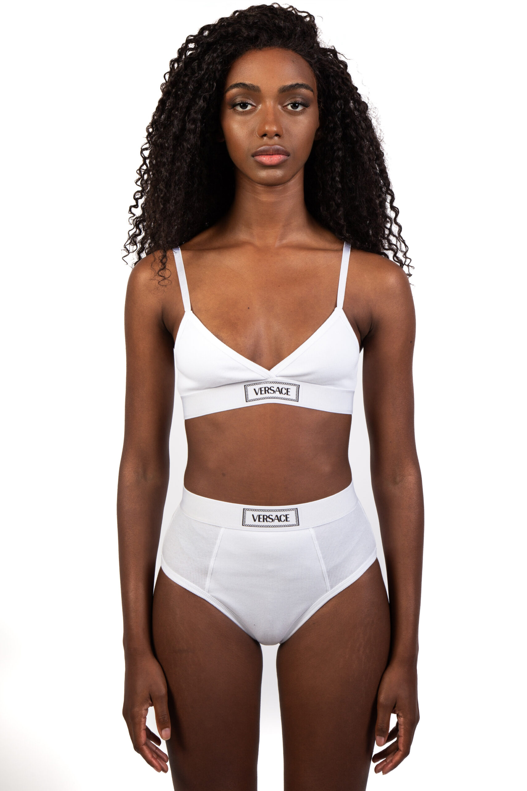 Versace Bralette a coste con logo indossato vista frontale