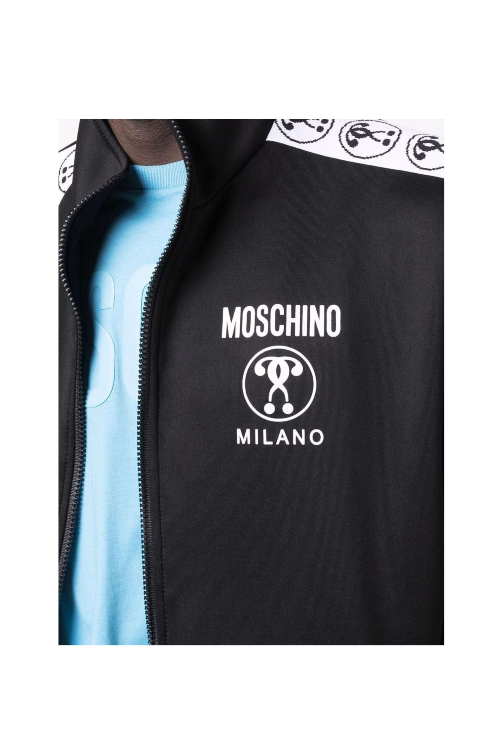 Moschino Felpa con zip indossato