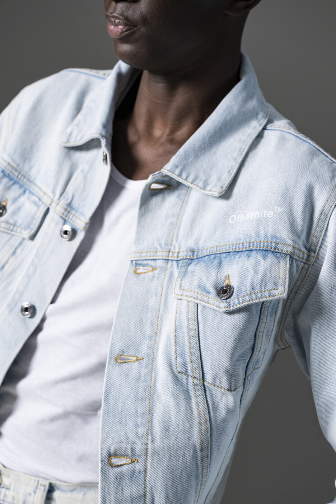 Off White Giacca In Denim Con Stampa - immagine 5